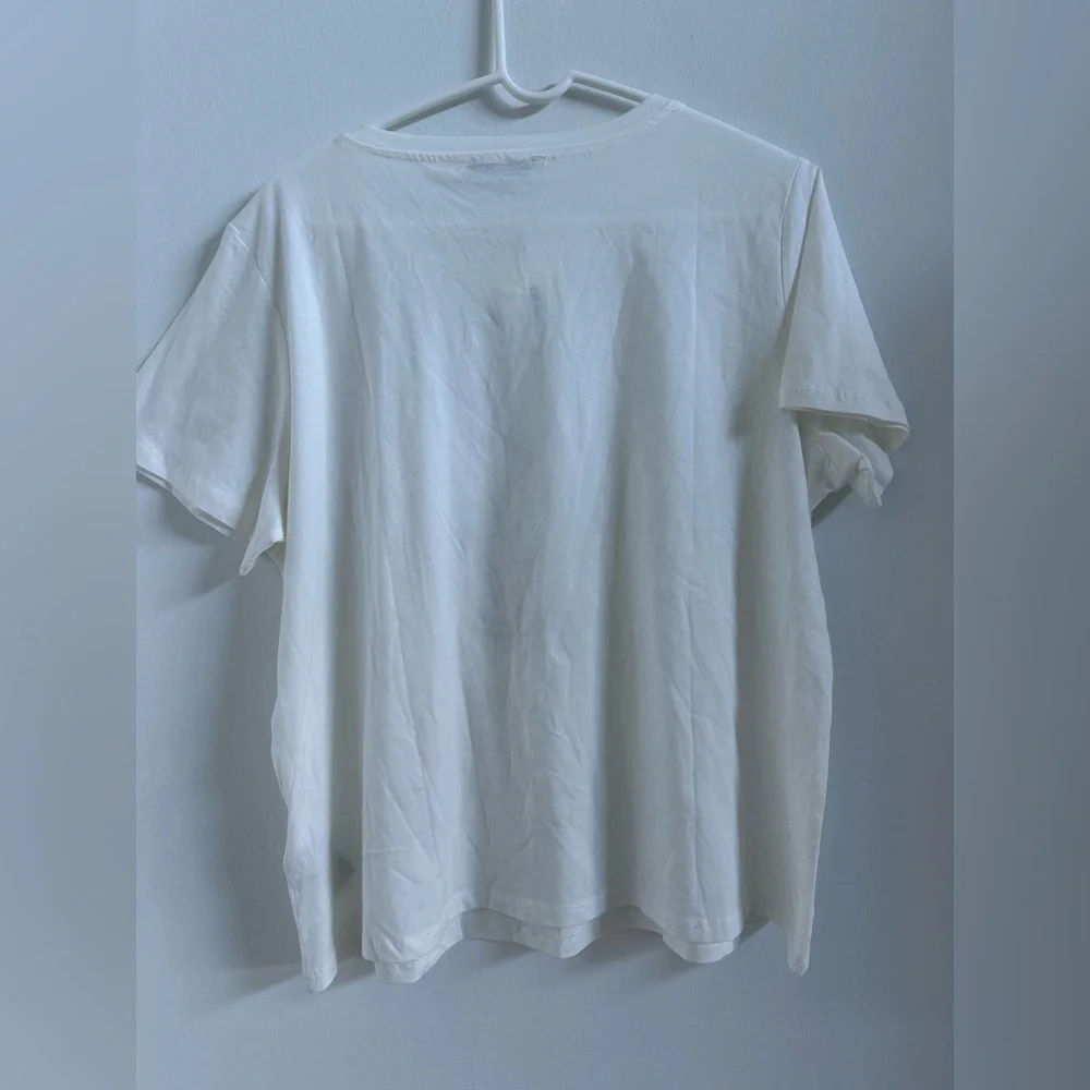 LC WAIKIKI CLASSIC size 3XL, White Cat Line Art T-Shirt. NWT!